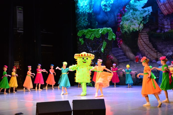 Путешествие в сказку совершили ребята из городских оздоровительных лагерей