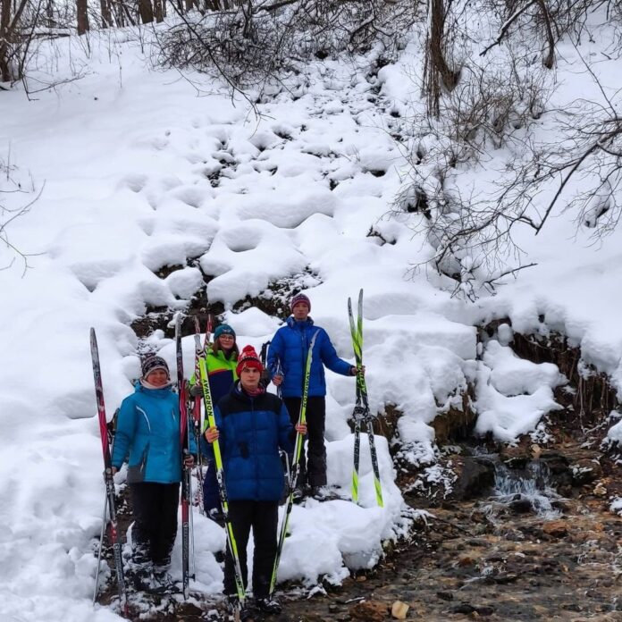 Воспитанники объединения “Юный спасатель” приняли участие в лыжном походе