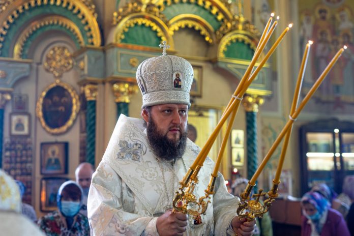 В Троицком храме в Коледино прошла Божественная литургия В Троицком храме в Коледино прошла Божественная литургия