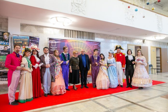 Прошла церемония подведения итогов Года театра во Дворце культуры “Октябрь”