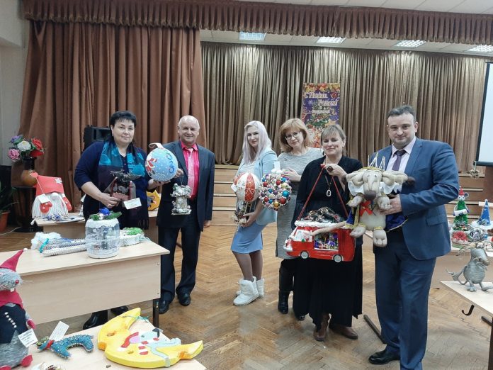 Итоги конкурса на лучшую новогоднюю игрушку-поделку подвели в Лицее № 5