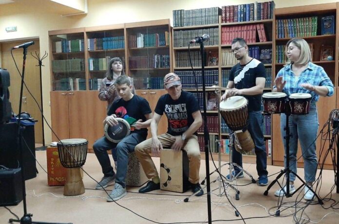 Музыкальное выступление прошло в Подольской Центральной библиотеке Музыкальное выступление прошло в Подольской Центральной библиотеке