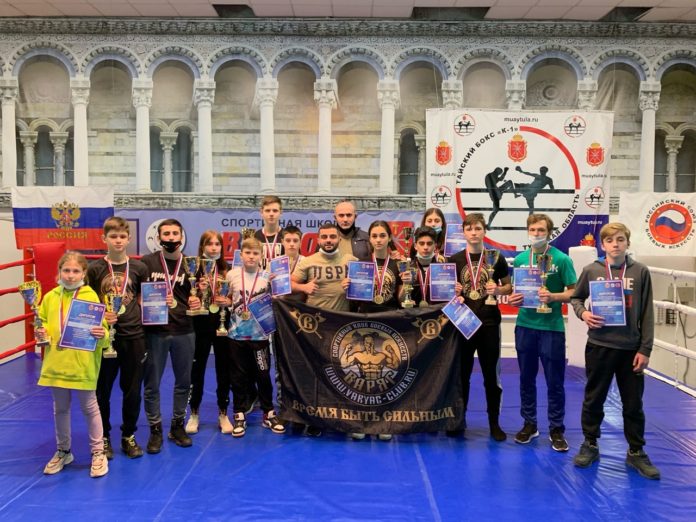 Подольские спортсмены завоевали 12 медалей на Открытом кубке Тульской области по тайскому боксу