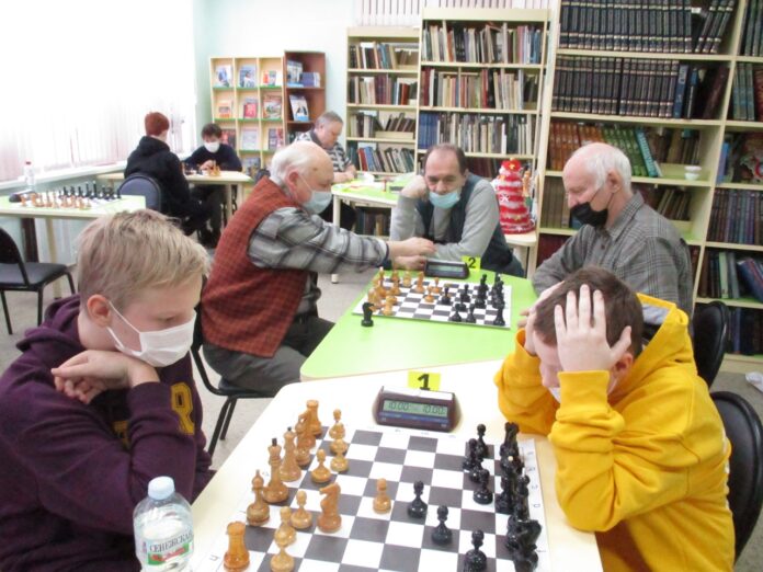 В подольской библиотеке № 5 завершился итоговый турнир года по шахматам