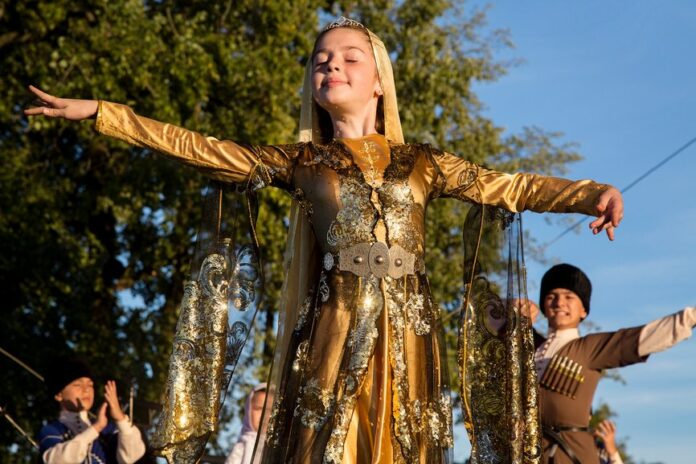 Онлайн-квест «Традиции народов России» Онлайн-квест «Традиции народов России»