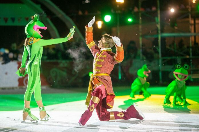 Звёзды фигурного катания показали в Подольске сказку «Царевна-лягушка»