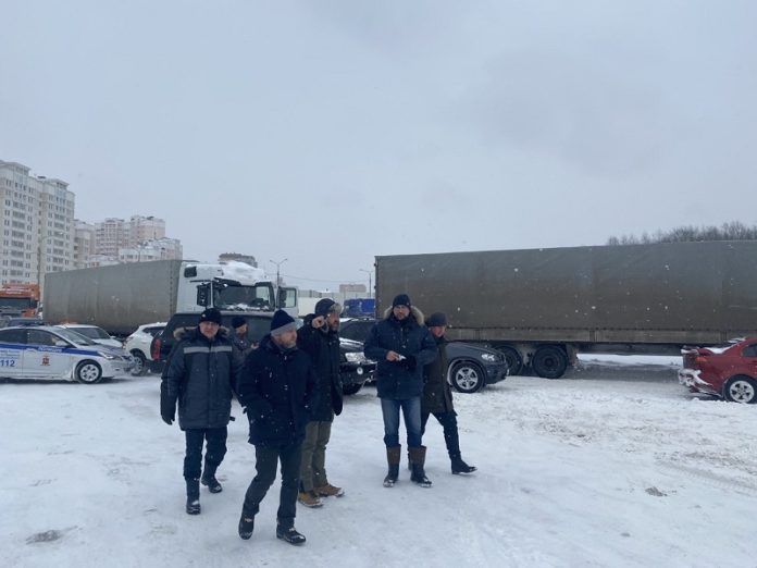 Министр транспорта и дорожной инфраструктуры Алексей Гержик проинспектировал ход работ по уборке снега в... Министр транспорта и дорожной инфраструктуры Алексей Гержик проинспектировал ход работ по уборке снега в...