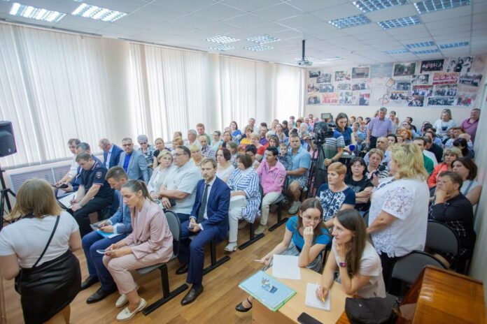 Более 100 жителей округа посетили отчётное собрание в Шепчинках