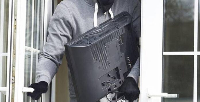 В Подольске задержан подозреваемый в краже телевизора