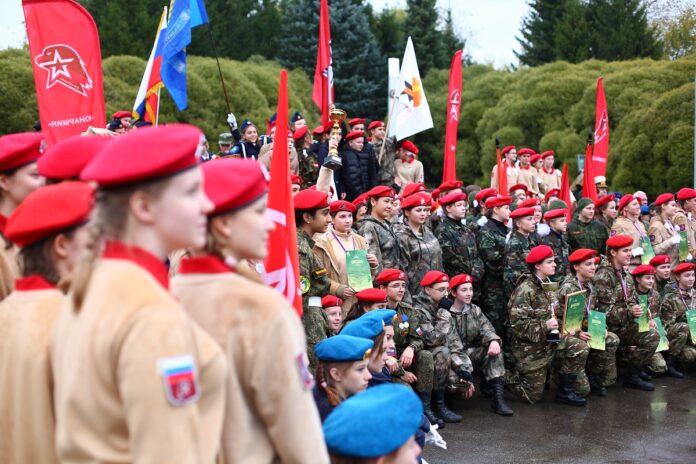 Победителями военно-патриотической игры «Девушки в погонах» стали «Патриоты Подолья» Победителями военно-патриотической игры «Девушки в погонах» стали «Патриоты Подолья»