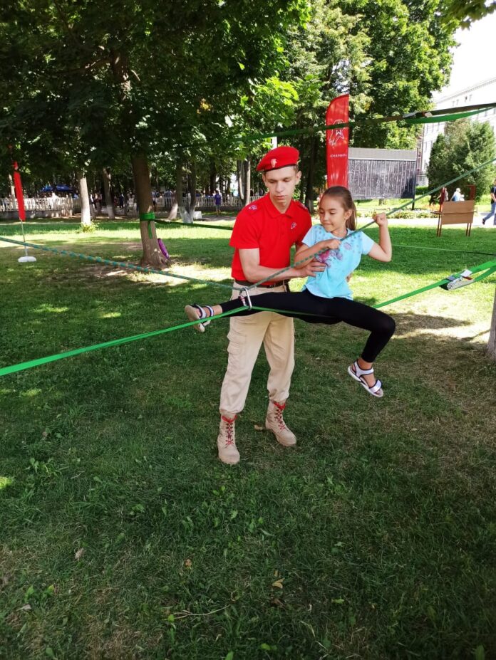 Представители подольской юнармии приняли участие в празднике, посвященном Дню физкультурника