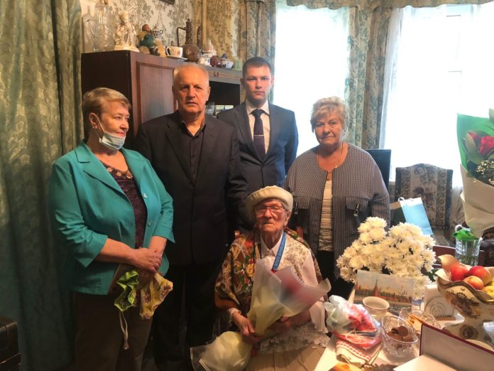 Антонина Григорьевна Колосова отметила 95-летие 26 августа Антонина Григорьевна Колосова отметила 95-летие 26 августа