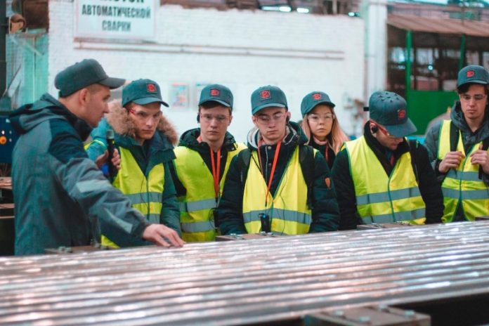 Московские студенты посетили ПАО «ЗиО-Подольск»