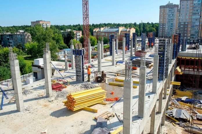 Большой Подольск: продолжается строительство важных социальных объектов