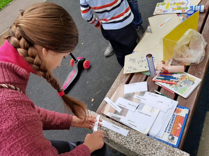 Конкурсы и викторины провели работники библиотеки № 28 в парке «Дубрава» микрорайона Климовск