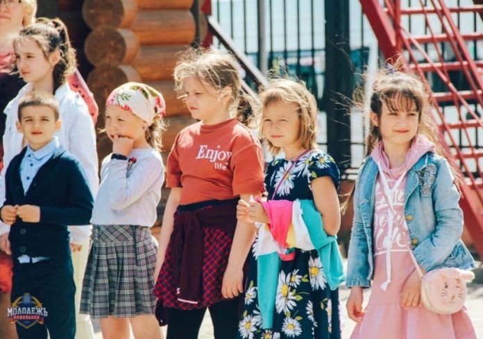 Дети и подростки участвовали в просветительской программе в подольском храме святых равноапостольных Кирилла и...