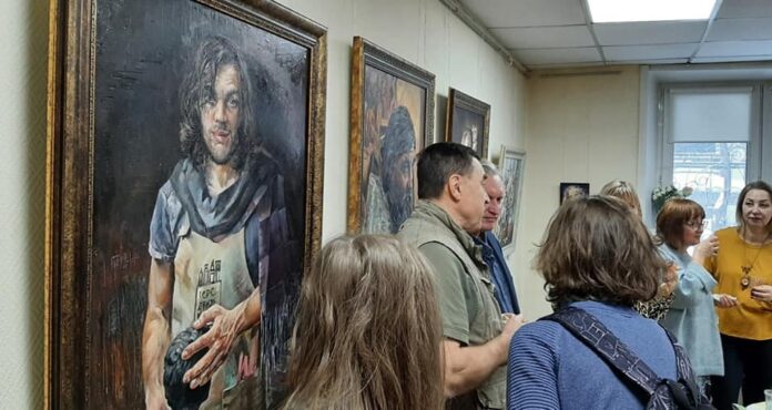 В Выставочном зале МООСХ в Москве открылась выставка подольской художницы Веры Кочетковой