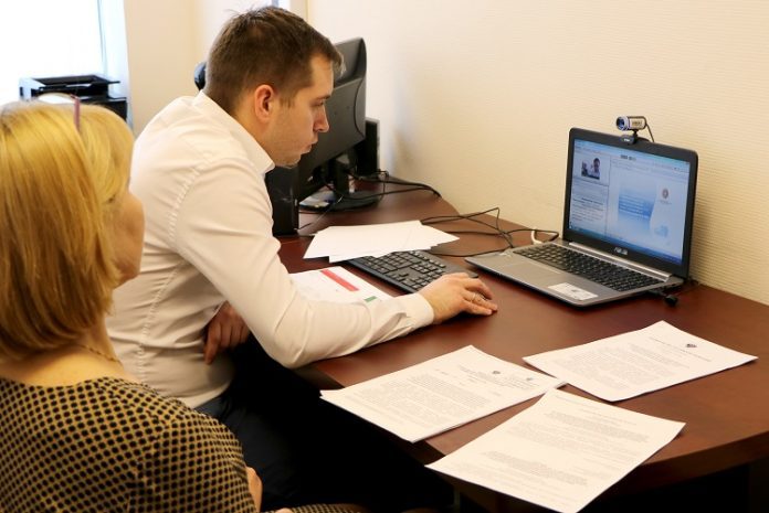 О новой форме подачи отчетности застройщиков рассказали на вебинаре в Главгосстройнадзоре О новой форме подачи отчетности застройщиков рассказали на вебинаре в Главгосстройнадзоре