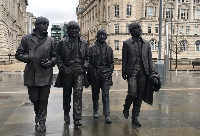 Перевернувшие музыкальный мир Перевернувшие музыкальный мир