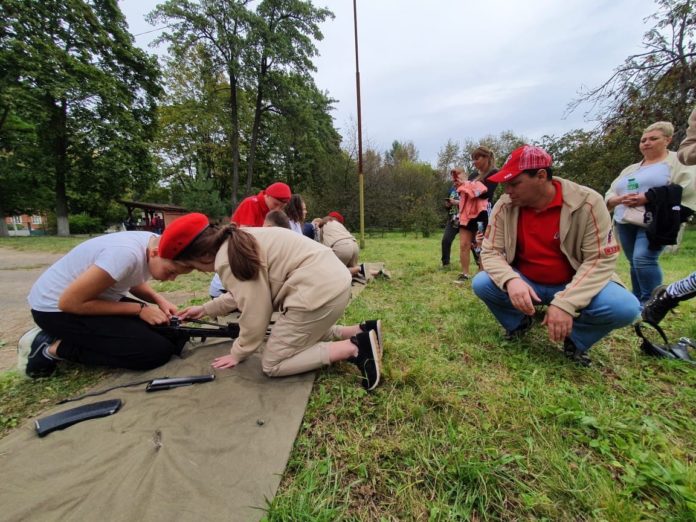 Юнармейцы Подольска проходят военно-патриотические сборы Юнармейцы Подольска проходят военно-патриотические сборы