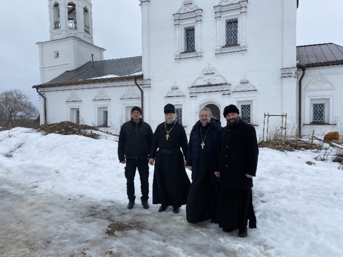 Благочинные Подольского округа приняли участие в совещании по восстановлению Михайло-Архангельского храма 2 марта Благочинные Подольского округа приняли участие в совещании по восстановлению Михайло-Архангельского храма 2 марта