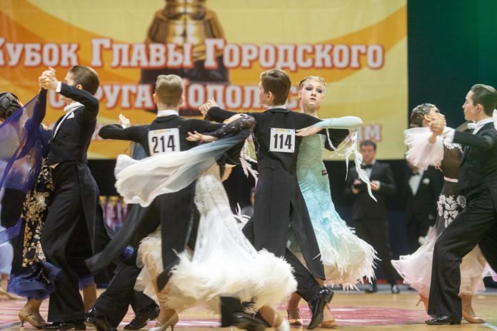 Всероссийский турнир по спортивно-бальным танцам на Кубок главы прошёл в Подольске Всероссийский турнир по спортивно-бальным танцам на Кубок главы прошёл в Подольске