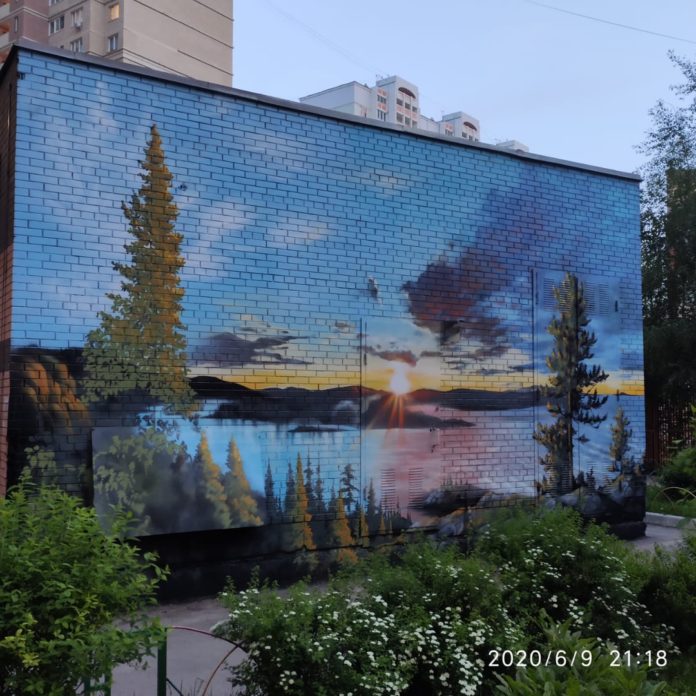 Граффити появилось на стене трансформаторной подстанции в микрорайоне Кузнечики