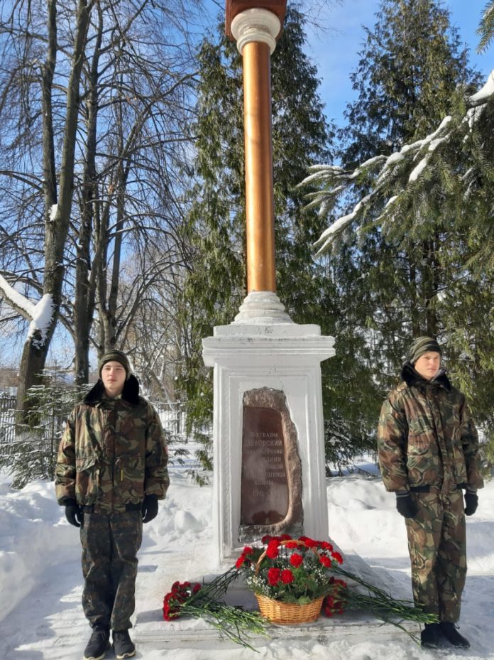 Юнармейцы приняли участие в торжественных мероприятиях ко Дню защитника Отечества