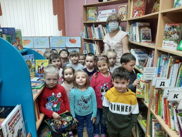 Литературный праздник, посвящённый русским сказкам, состоялся в поселке Молодёжный