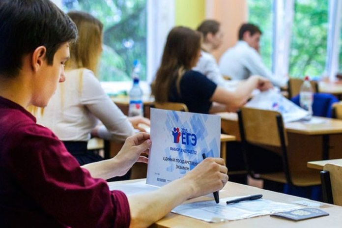 Предварительно восемь выпускников Большого Подольска написали ЕГЭ на 100 баллов