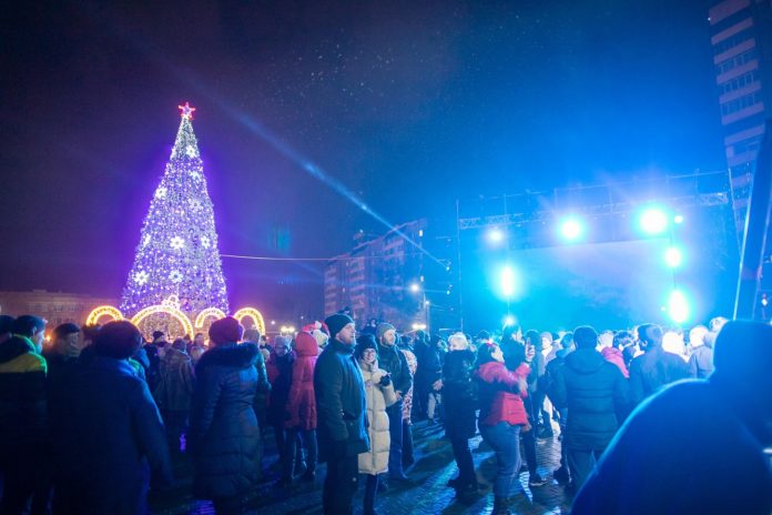 Более 4000 подольчан встретили Новый год на празднике в Сквере Поколений