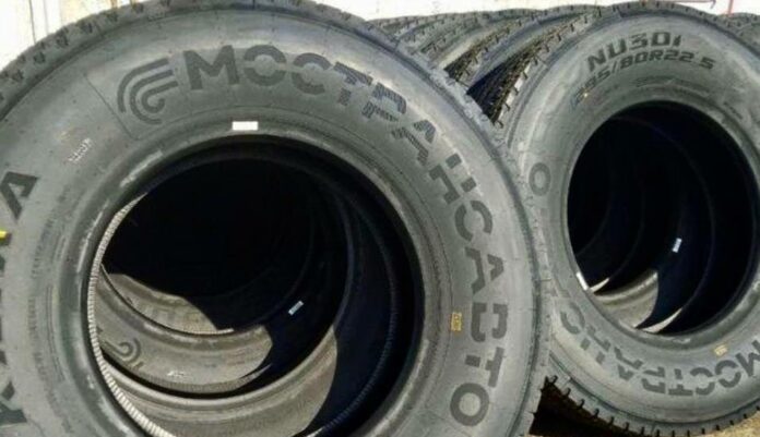 Свыше 8,5 тыс. брендированных шин поступило в Мострансавто