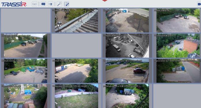 В  микрорайоне Климовск бороться за чистоту помогают камеры видеонаблюдения