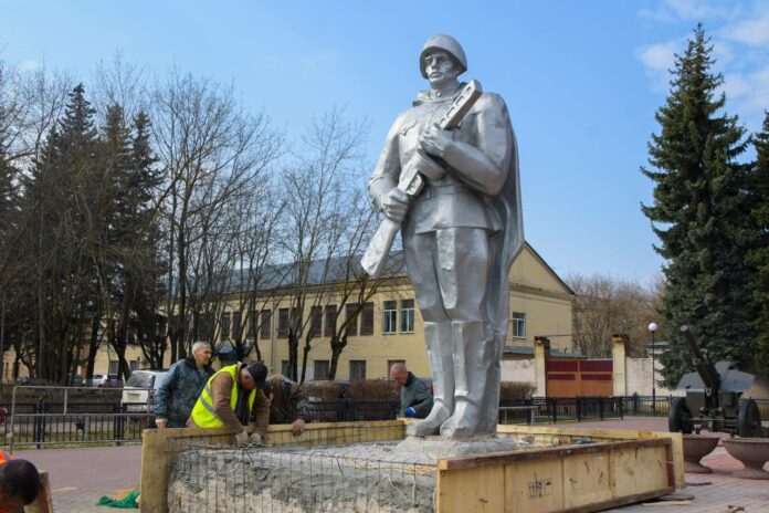Жители Г.о. Подольск могут прийти на прием граждан по вопросам содержания памятников Героям Великой...