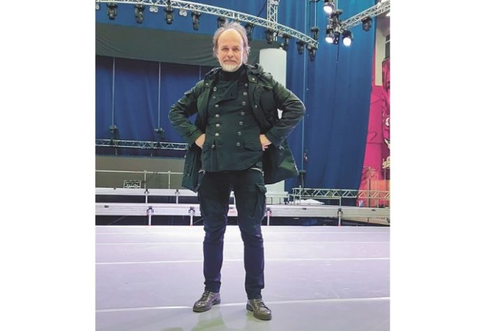 Сергей Стегайлов из театра драмы Сергей Стегайлов из театра драмы