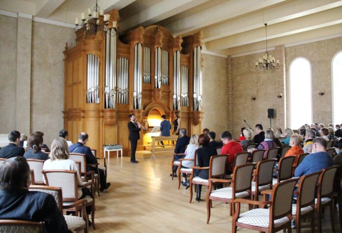 Концерт «Орган и Кларнет: Фигуры времени» прошел в КПЦ “Дубровицы”