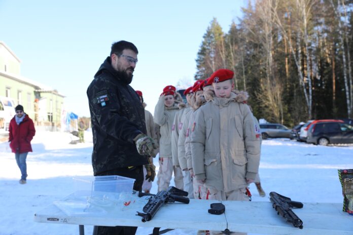 Юнармейцы Подольска приняли участие в военно-тактической игре «Финская война»