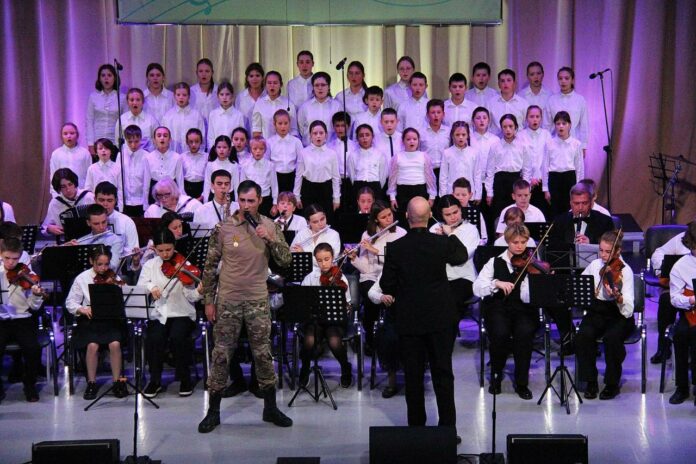 В Подольске прошел с успехом региональный праздничный концерт «Для музыки и жизни мало» В Подольске прошел с успехом региональный праздничный концерт «Для музыки и жизни мало»