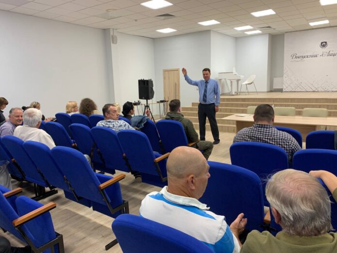 Депутат Горсовета выступил на совещании руководителей юнармейских отрядов Г.о. Подольск Депутат Горсовета выступил на совещании руководителей юнармейских отрядов Г.о. Подольск