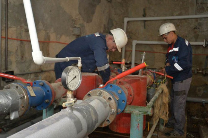 Сотрудники МУЖРП № 5 готовят жилищный фонд к осенне-зимнему сезону