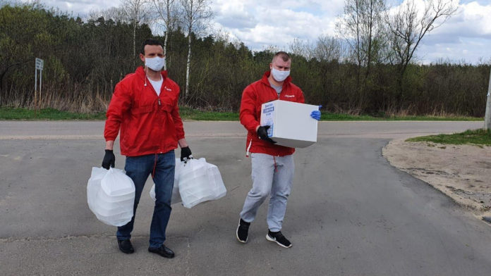 Волонтерам в Подмосковье вернут право на бесплатный проезд с 11 ноября Волонтерам в Подмосковье вернут право на бесплатный проезд с 11 ноября