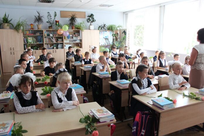 В школах Большого Подольска осенние каникулы стартуют по плану с 28 октября В школах Большого Подольска осенние каникулы стартуют по плану с 28 октября