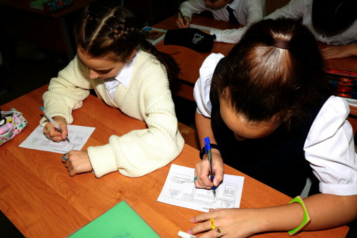 Интеллектуальная игра по Правилам дорожного движения состоялась в Подольске