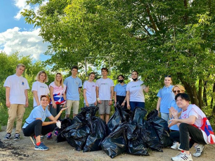 Подольские представители МГЕР приняли участие в экологической акции «Чистый лес» Подольские представители МГЕР приняли участие в экологической акции «Чистый лес»