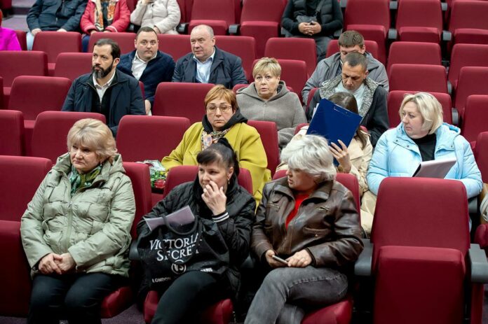 Вопросы качества предоставления жилищно-коммунальных услуг обсудили в Молодежном Вопросы качества предоставления жилищно-коммунальных услуг обсудили в Молодежном