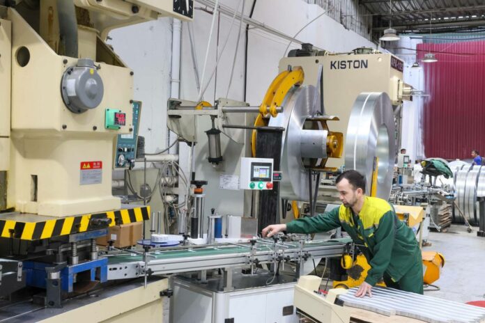 Новую линию производства запустили на предприятии в Подольске