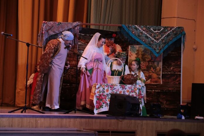 В ДК “Металлург” прошел показ музыкальной сказки “Путь к светлому” В ДК “Металлург” прошел показ музыкальной сказки “Путь к светлому”