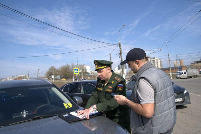 В Подольске продолжаются рейды по выявлению граждан, уклоняющихся от постановки на воинский учет В Подольске продолжаются рейды по выявлению граждан, уклоняющихся от постановки на воинский учет