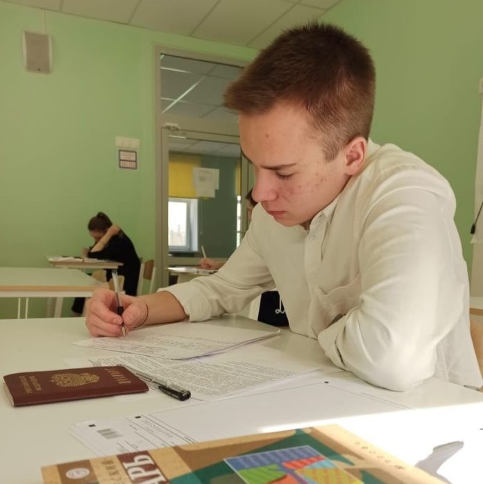 Более 1 700 учащихся 11-х классов Большого Подольска пишут итоговое сочинение 15 апреля