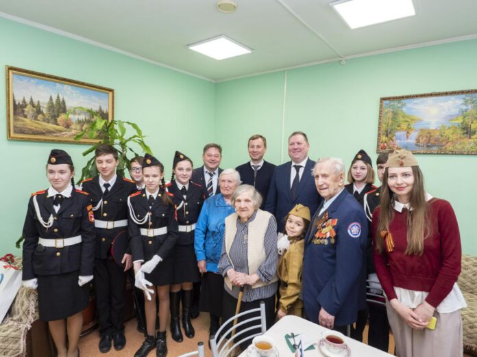 Ветеранов Климовского дома-интерната для престарелых и инвалидов поздравили с наступающим Днём Победы Ветеранов Климовского дома-интерната для престарелых и инвалидов поздравили с наступающим Днём Победы